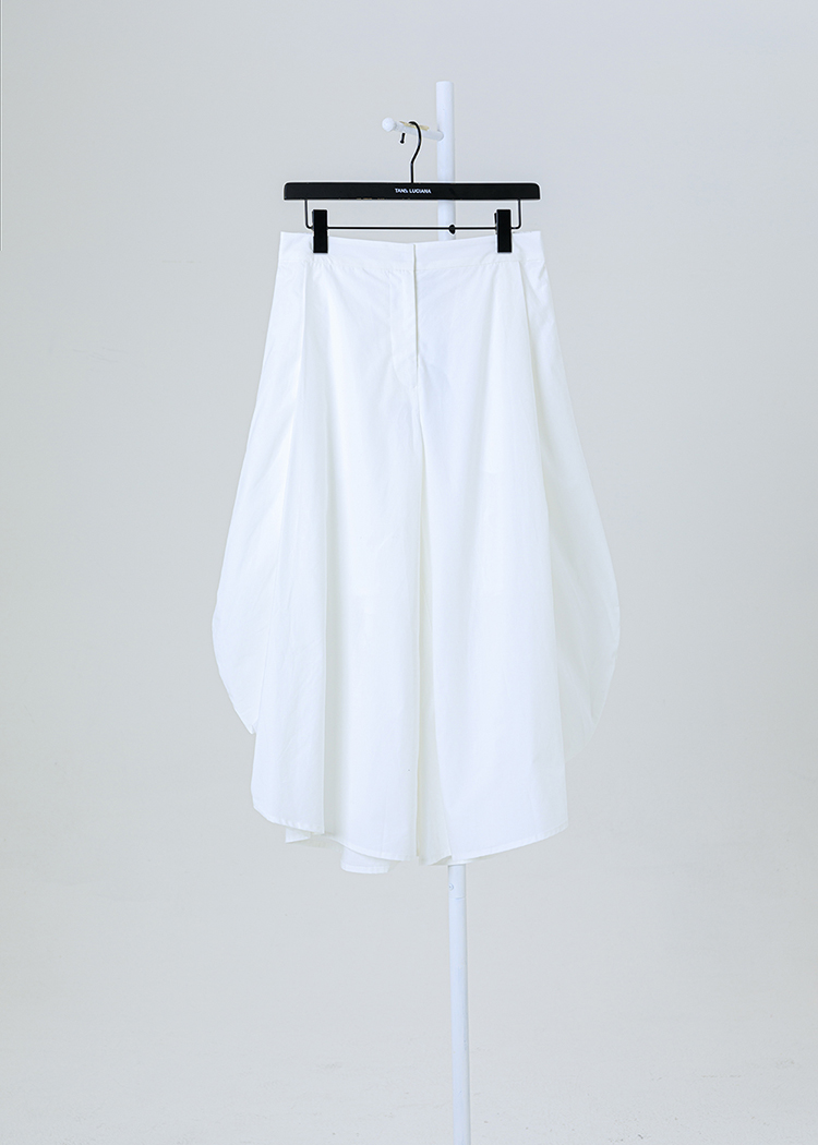 Cropped Pants