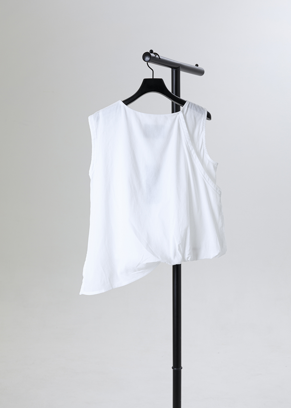 清序不對稱剪裁無袖上衣