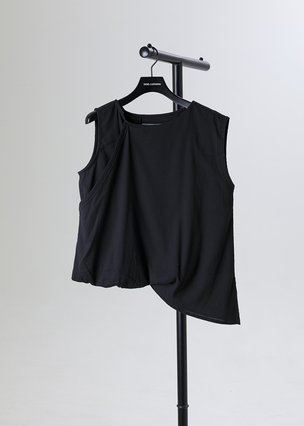 清序不對稱剪裁無袖上衣