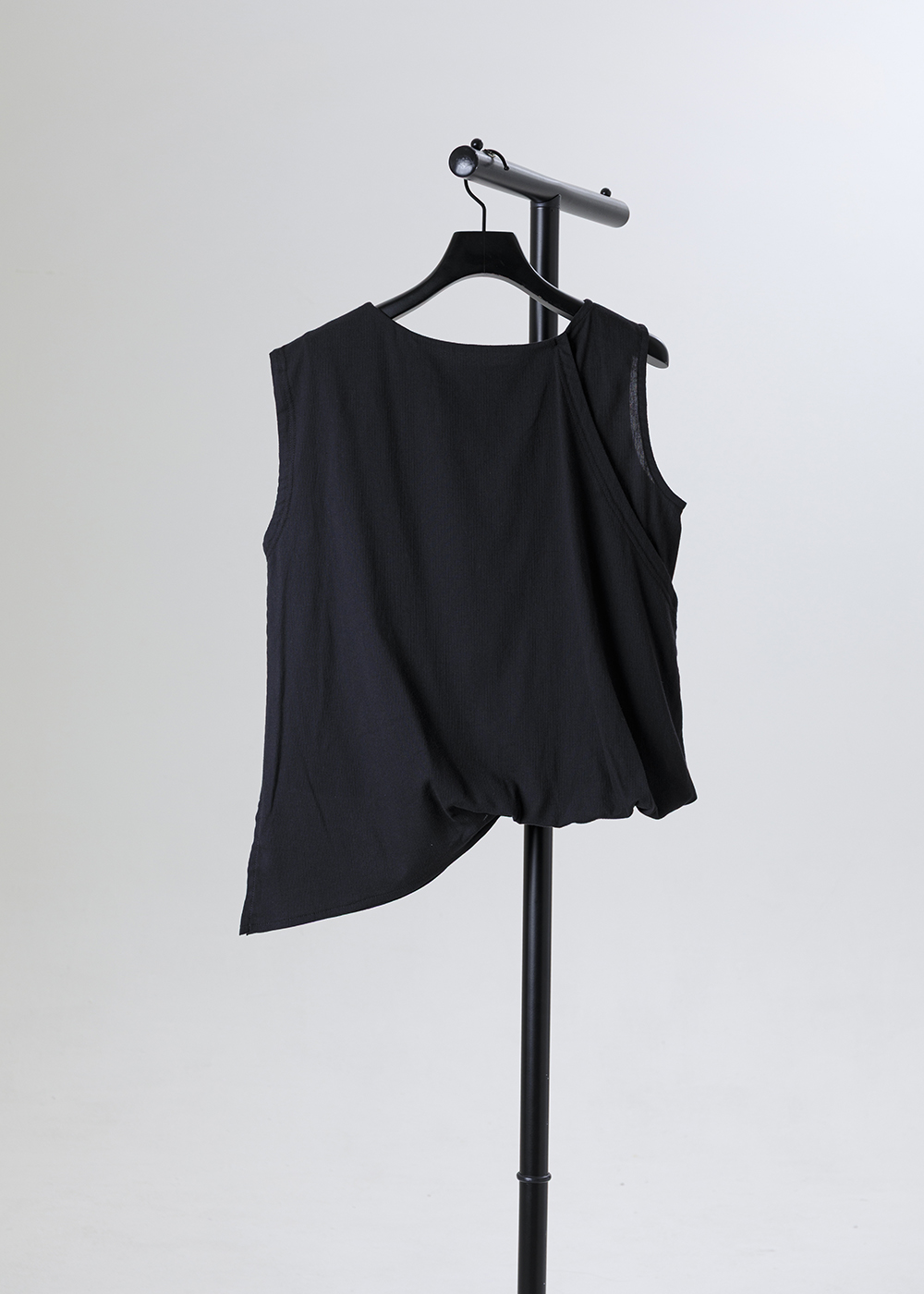 清序不對稱剪裁無袖上衣