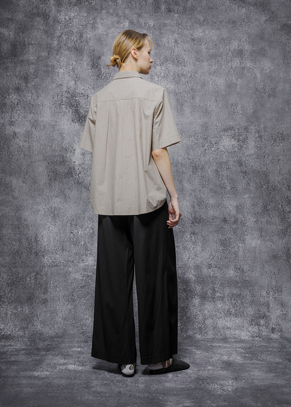 疊序短袖翻領剪接襯衫 