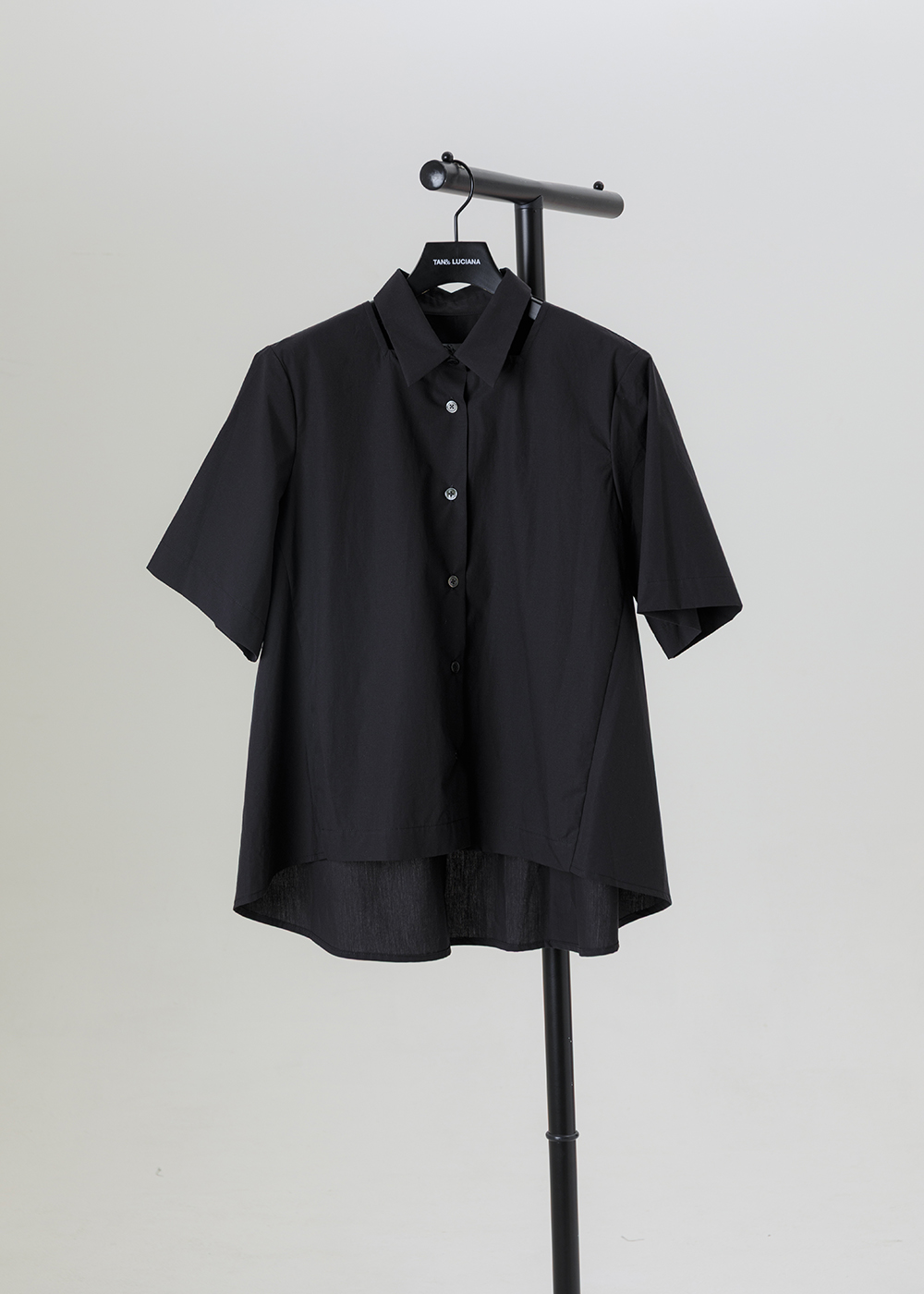 疊序短袖翻領剪接襯衫 