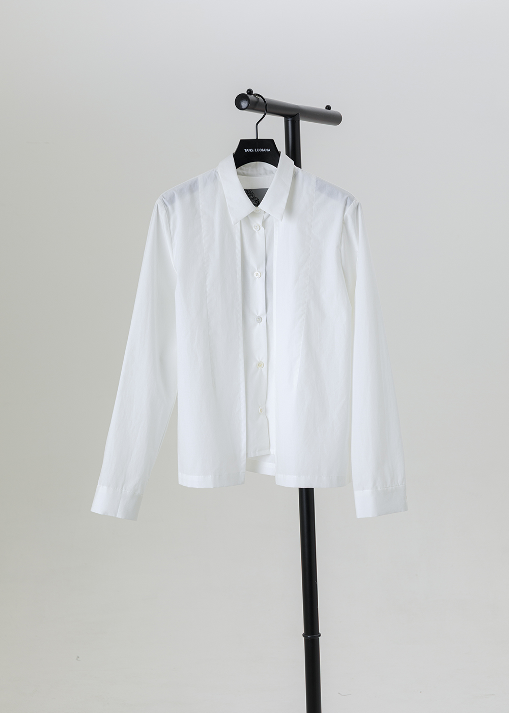 素隱輕透直紋長袖襯衫