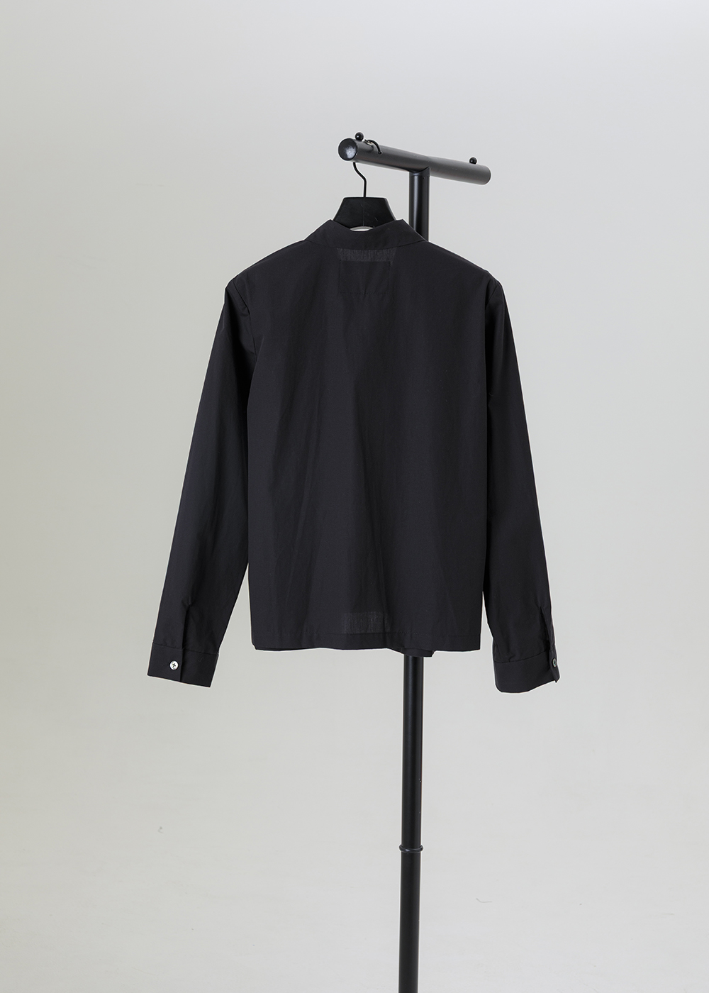 素隱輕透直紋長袖襯衫