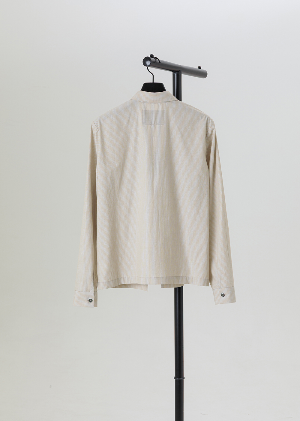 素隱輕透直紋長袖襯衫