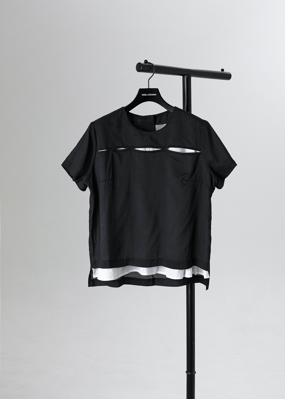 光隙雙層下擺設計上衣