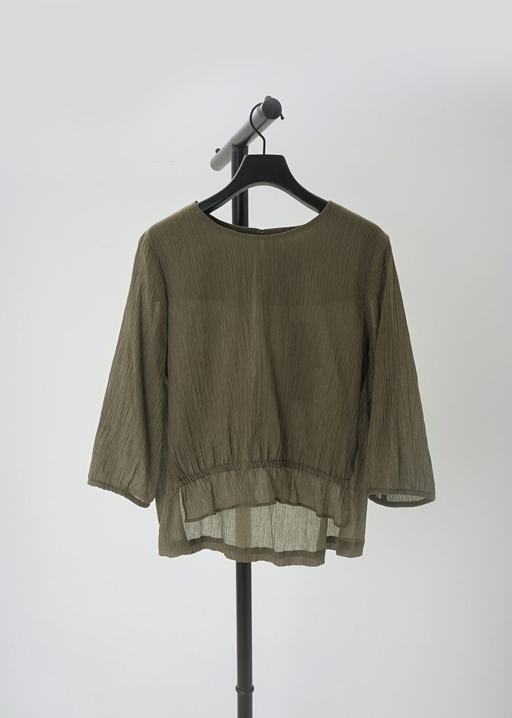 Seven-Tenth Sleeve Top
