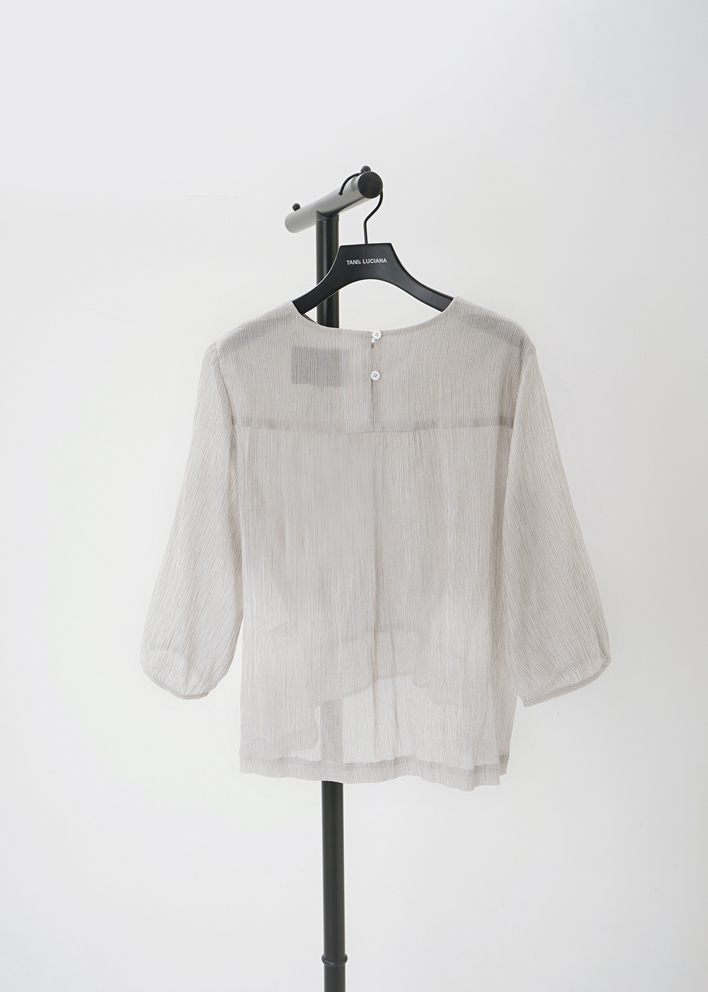 Seven-Tenth Sleeve Top