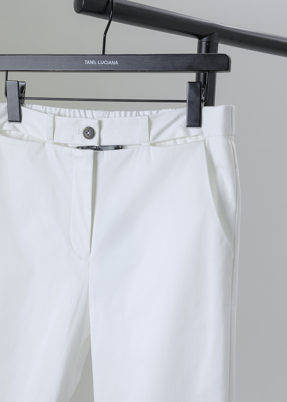 留白腰頭鏤空層次長褲