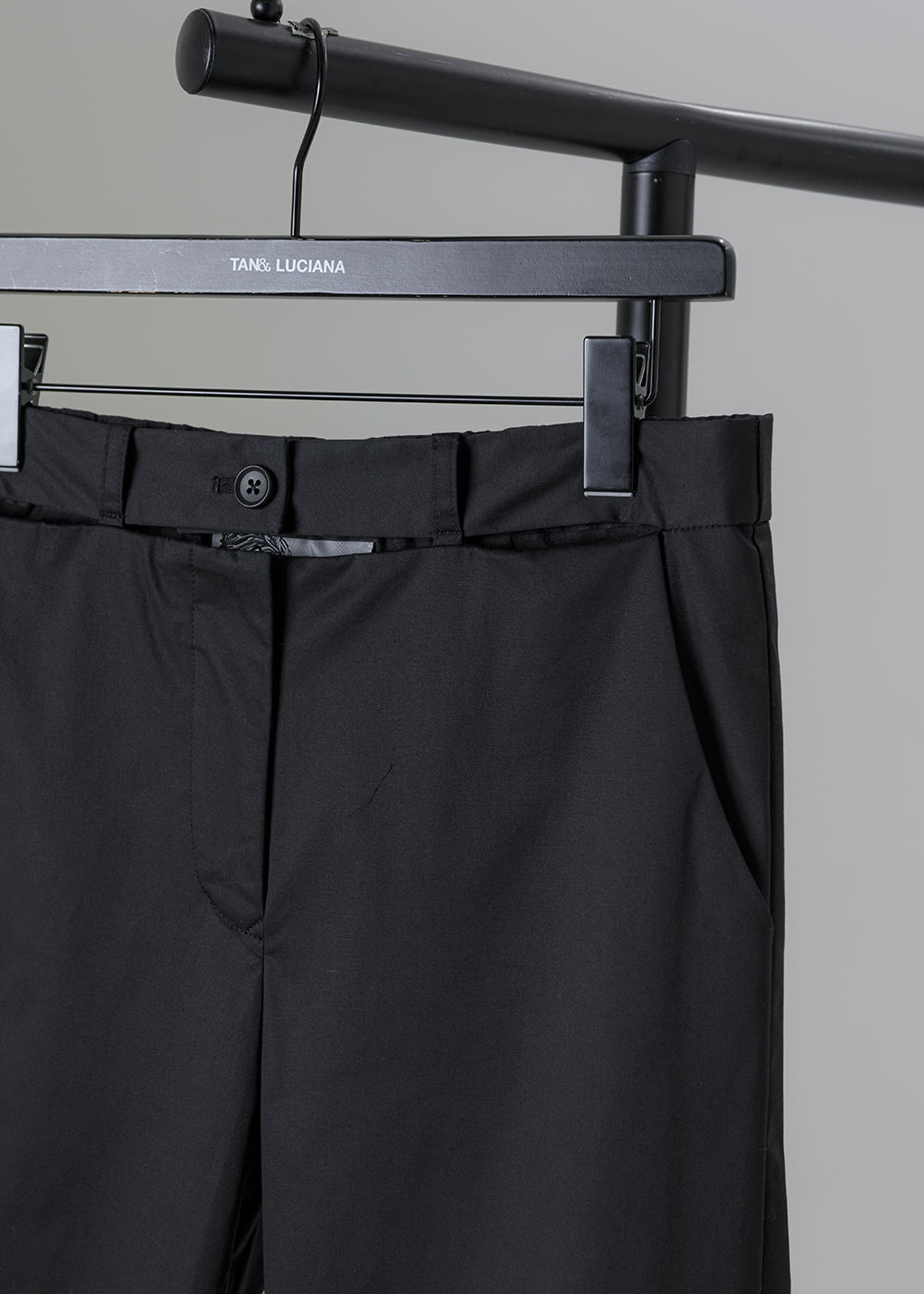 留白腰頭鏤空層次長褲