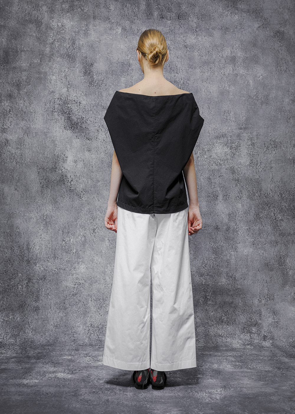 不對稱交疊門襟長褲