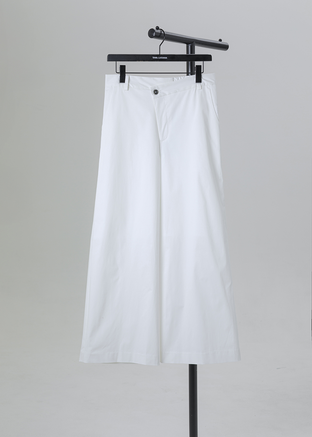 不對稱交疊門襟長褲