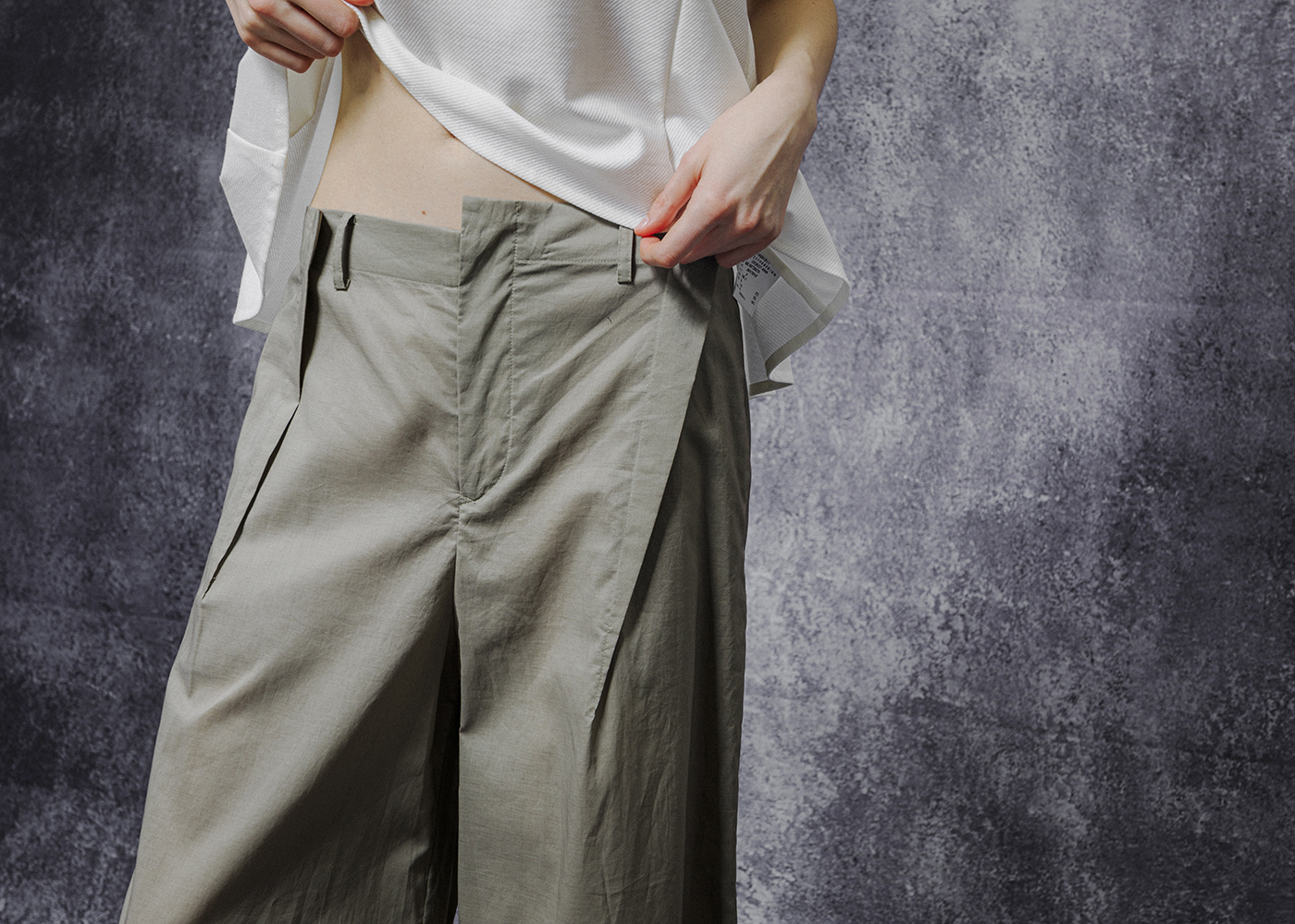 Cropped Pants
