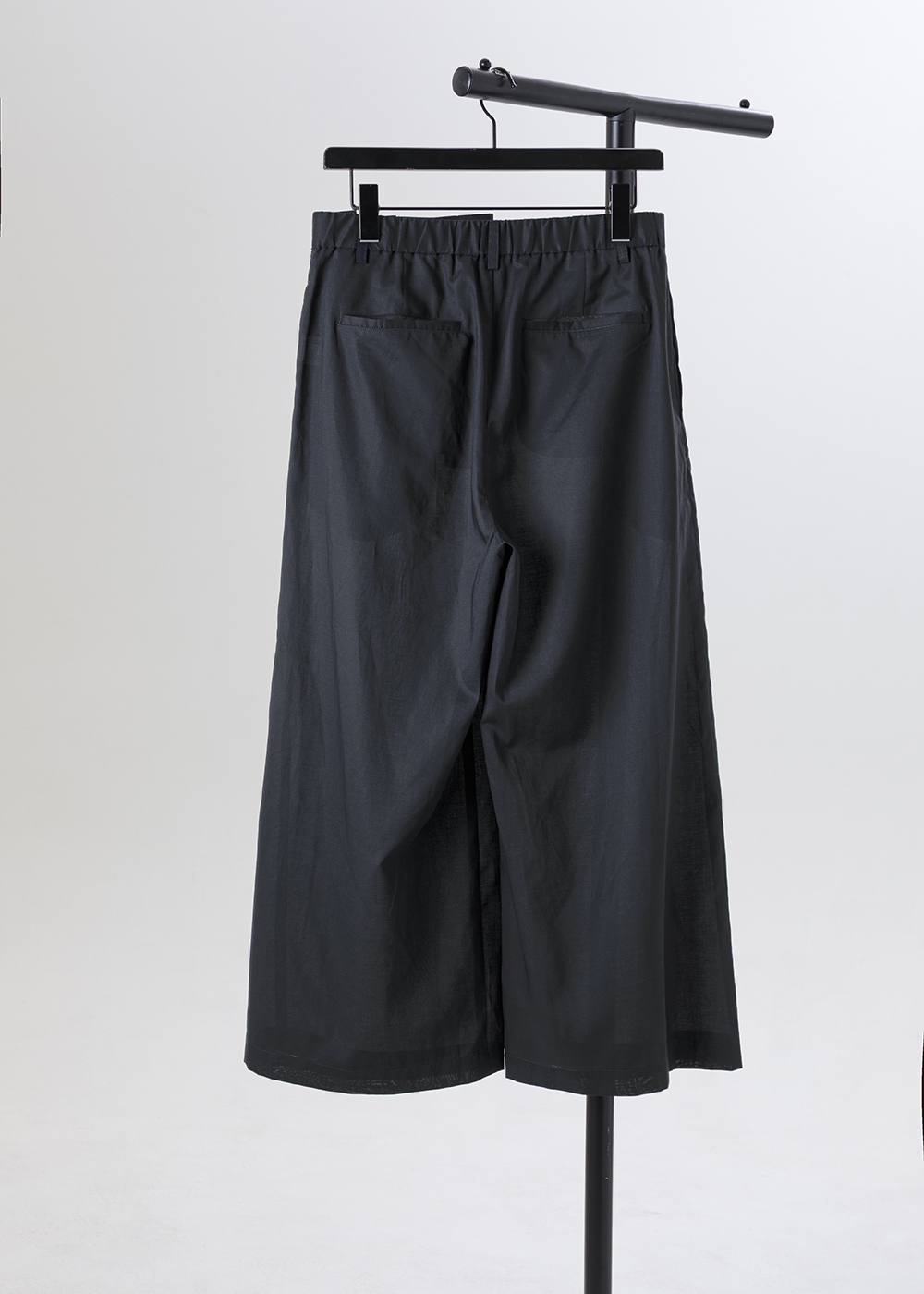 Cropped Pants