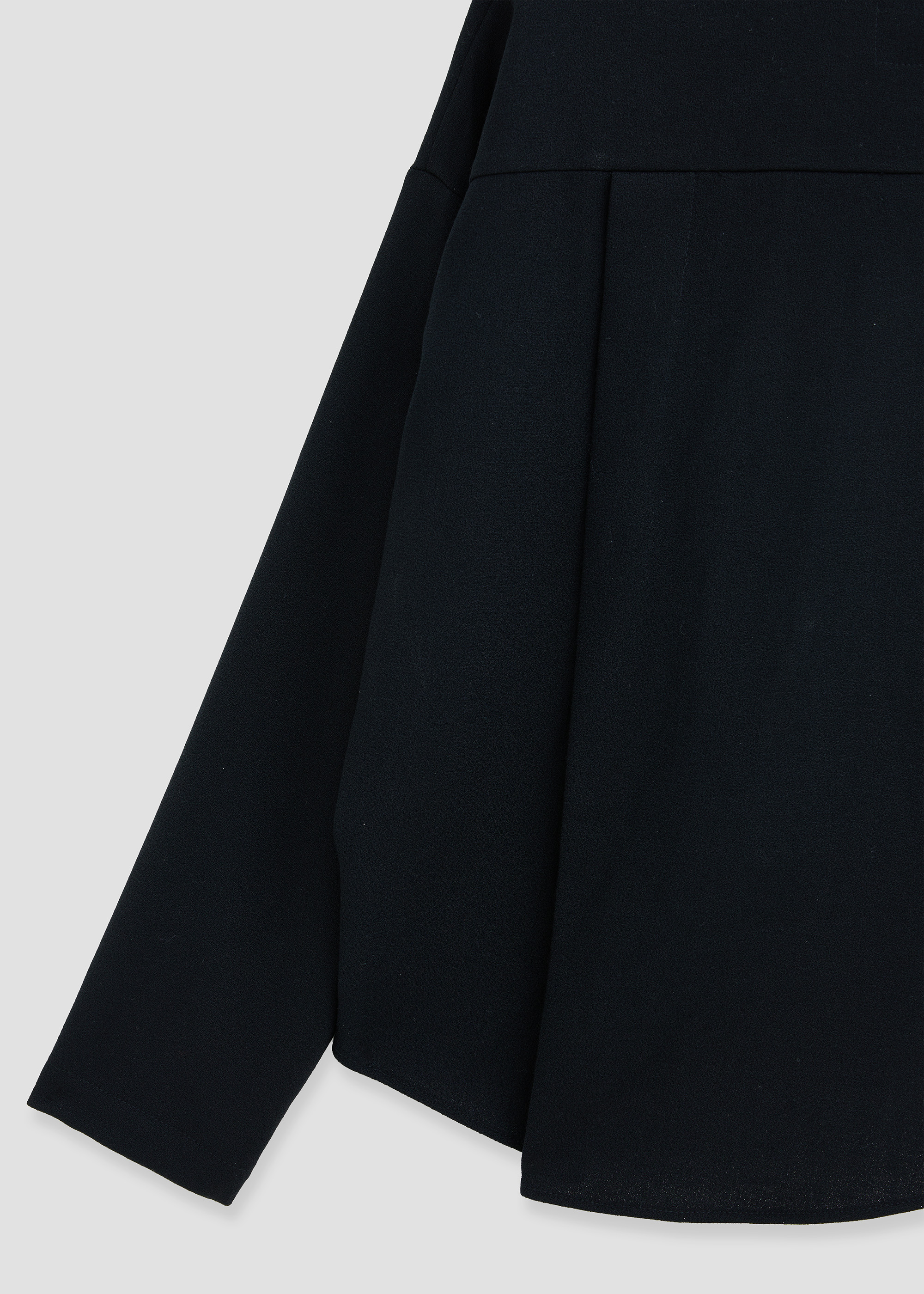  Long-sleeve Top