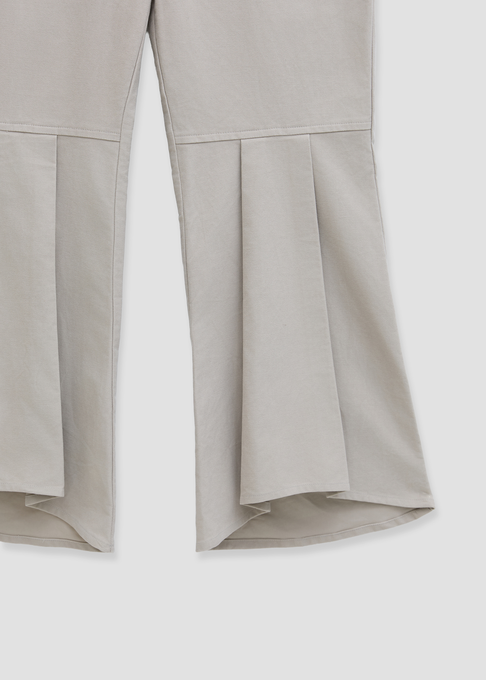 Cropped Pants