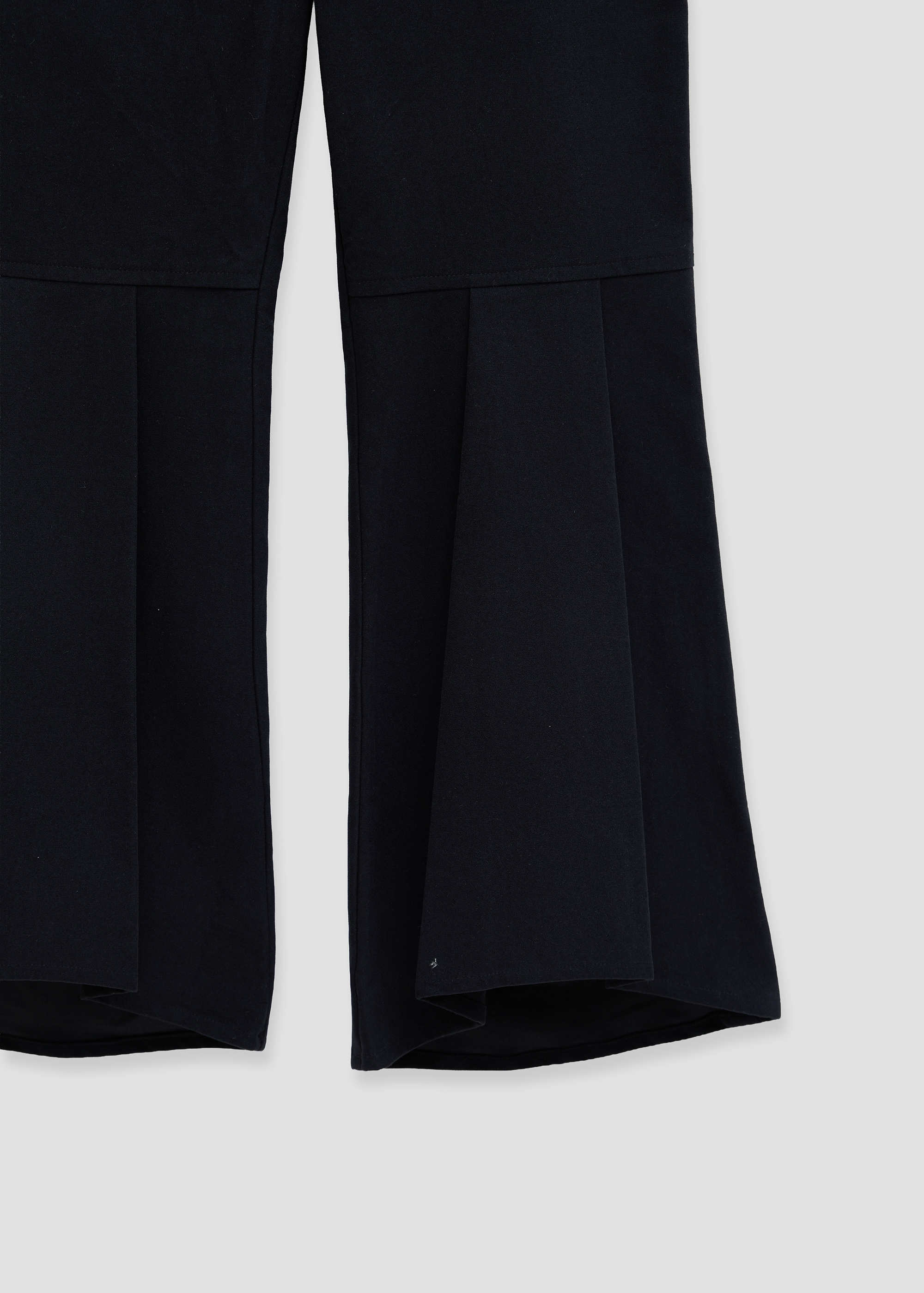 Cropped Pants