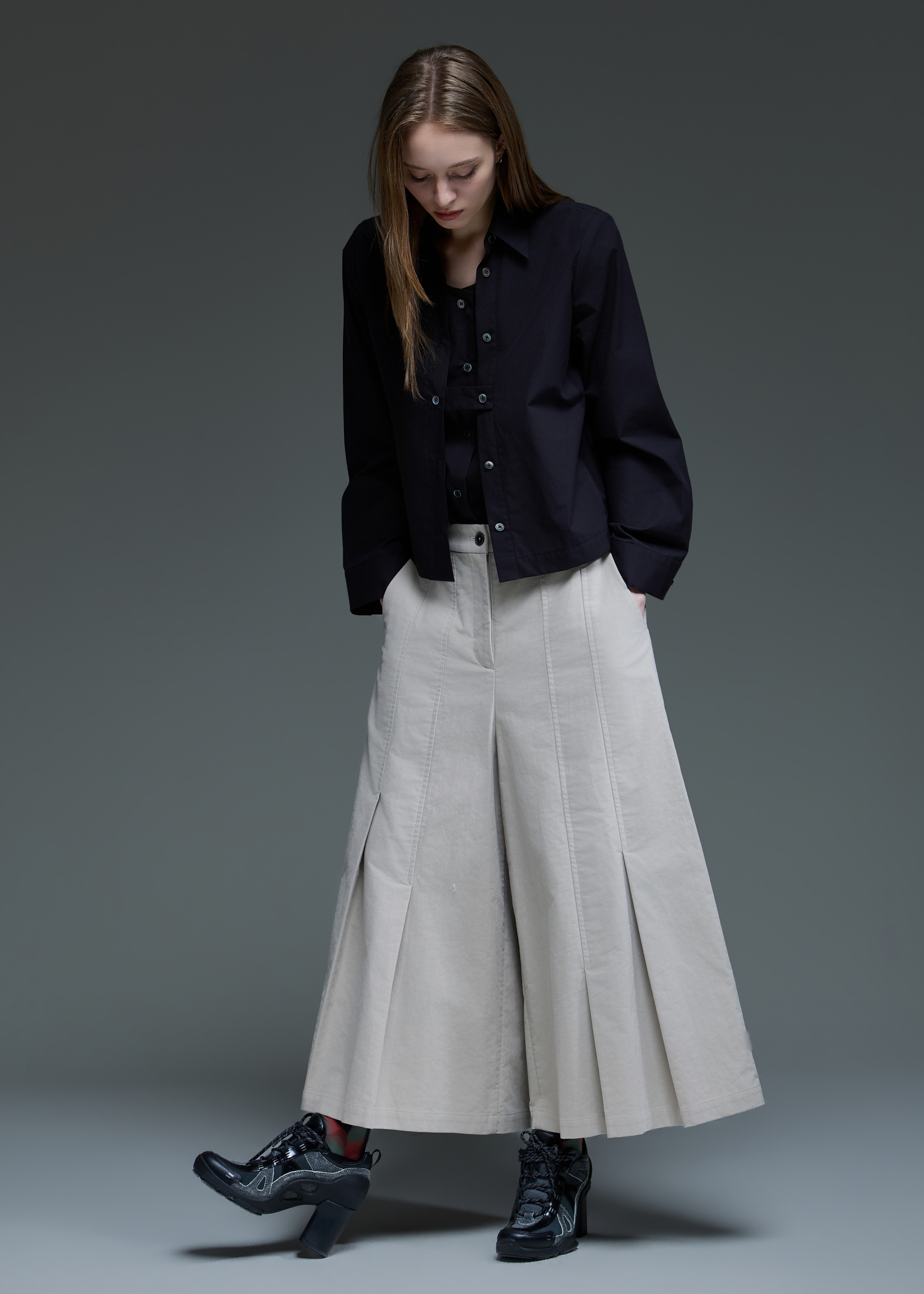 Wide-leg Pants