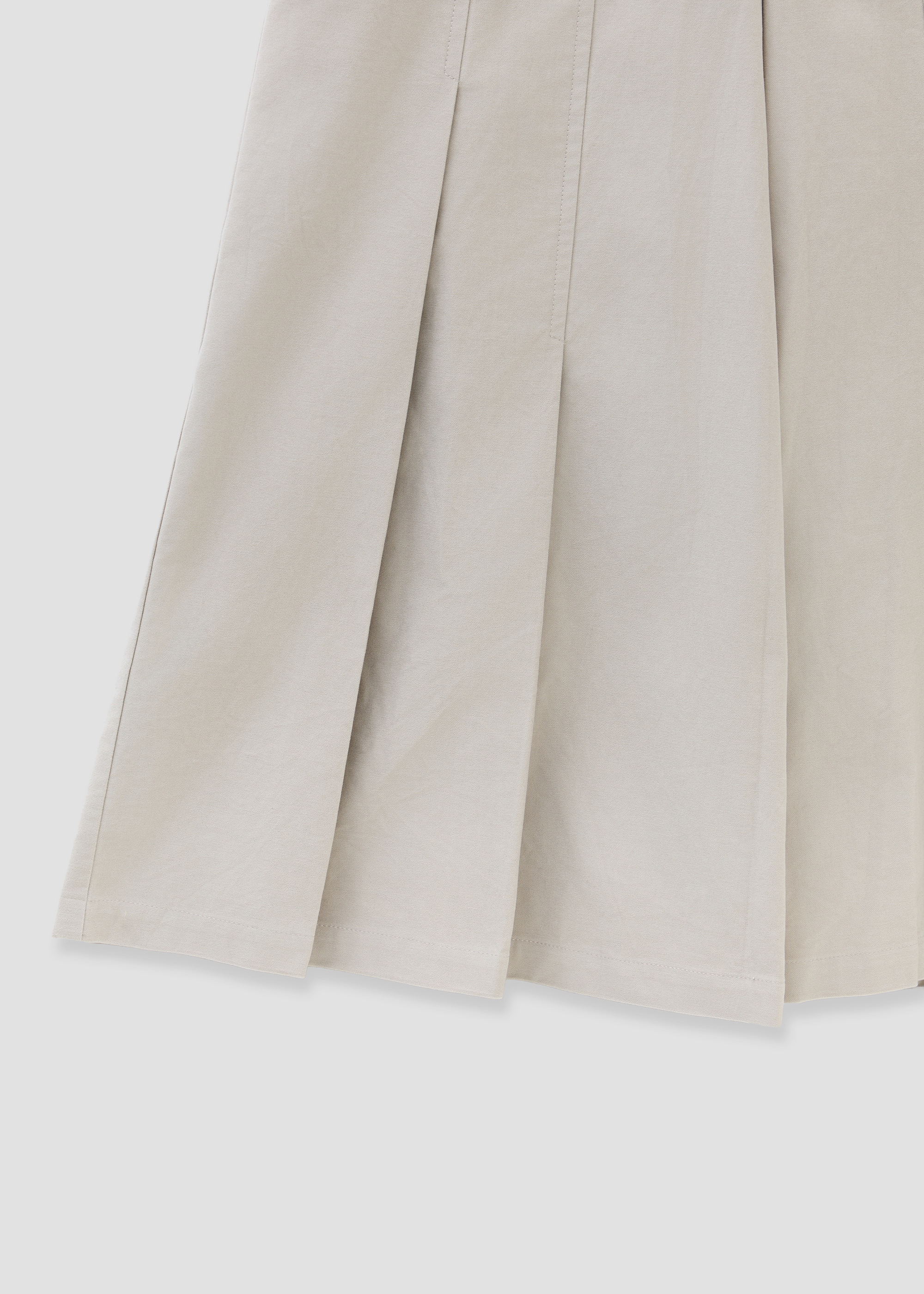 Wide-leg Pants