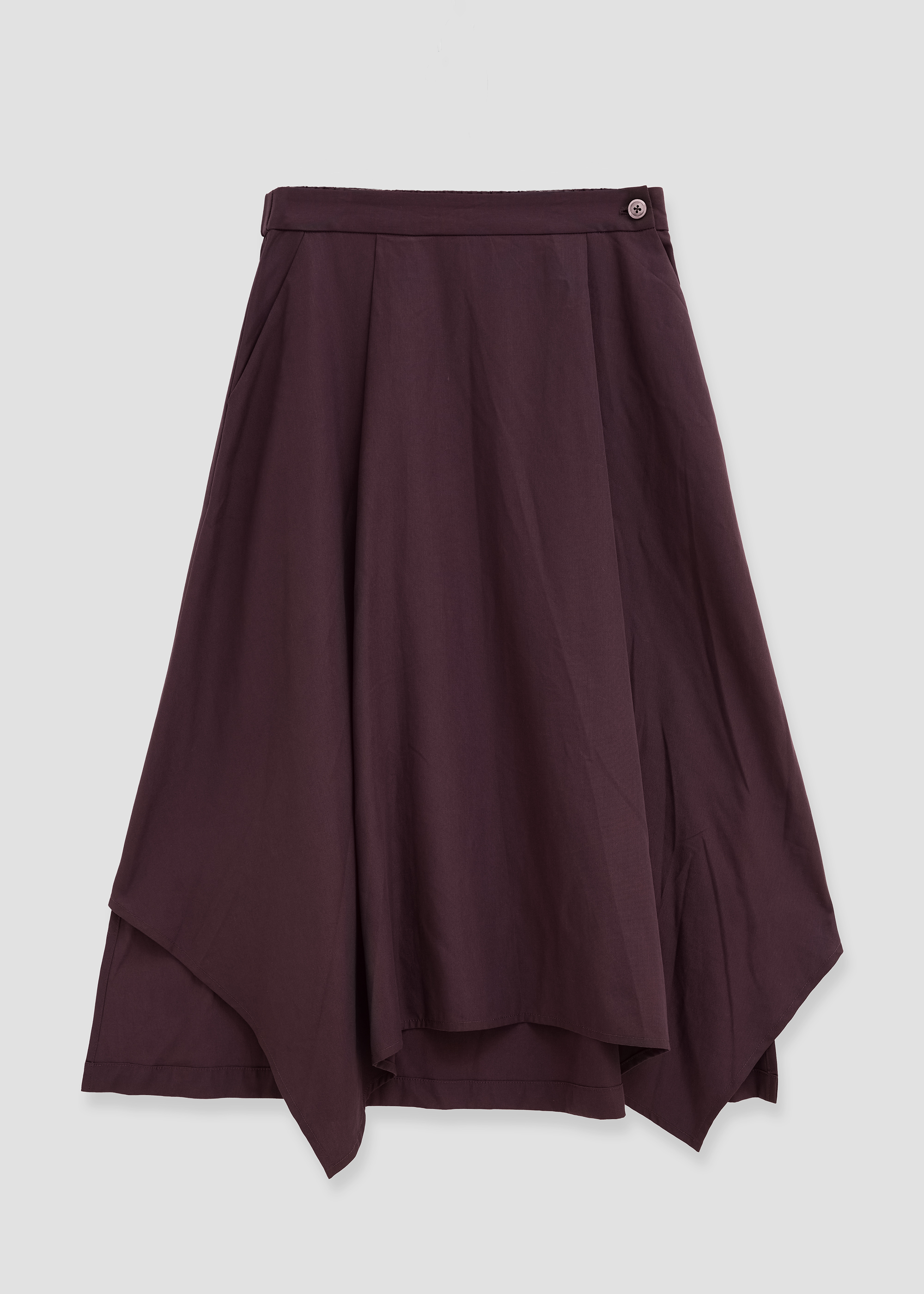 Asymmetrical skirt