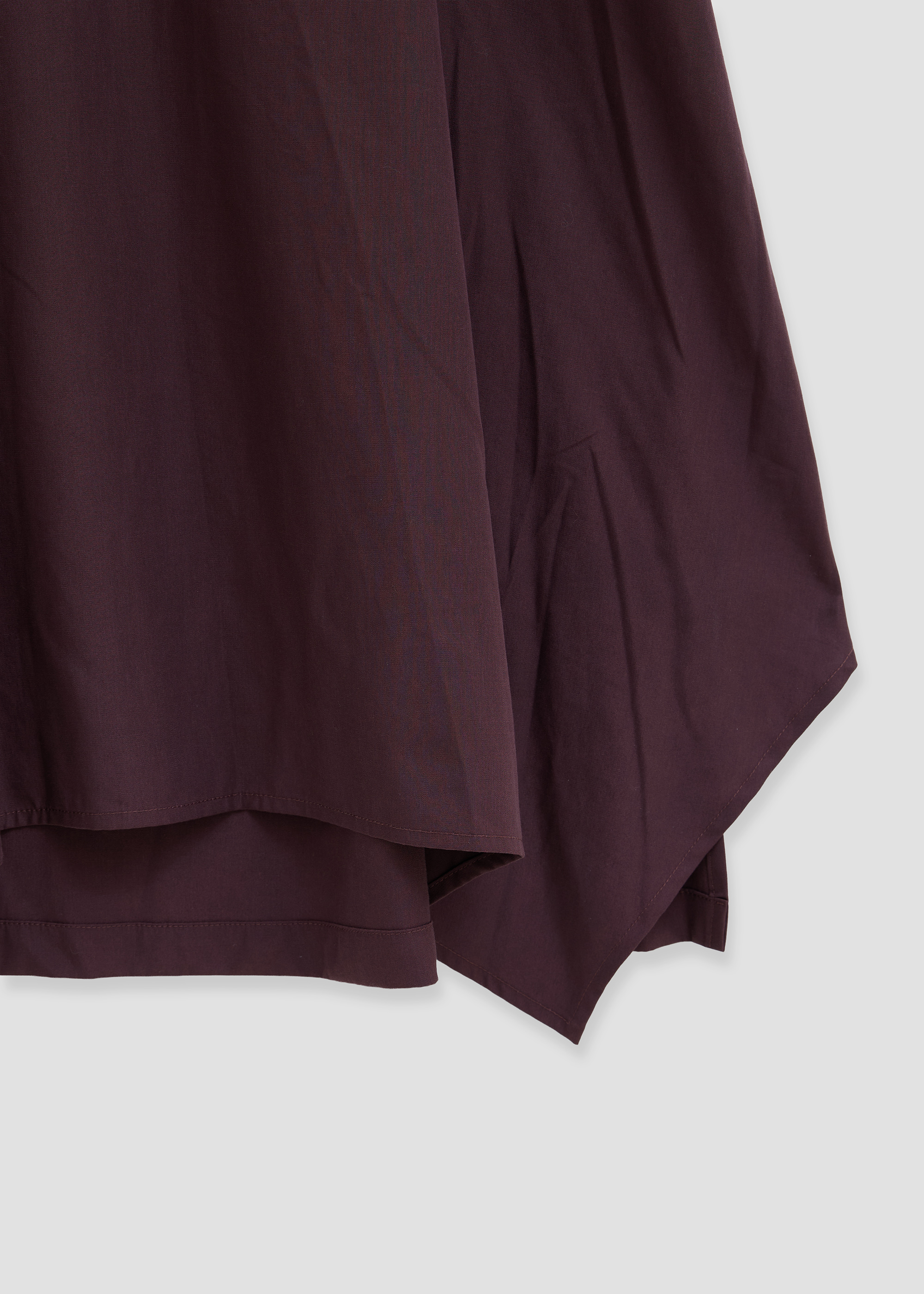 Asymmetrical skirt