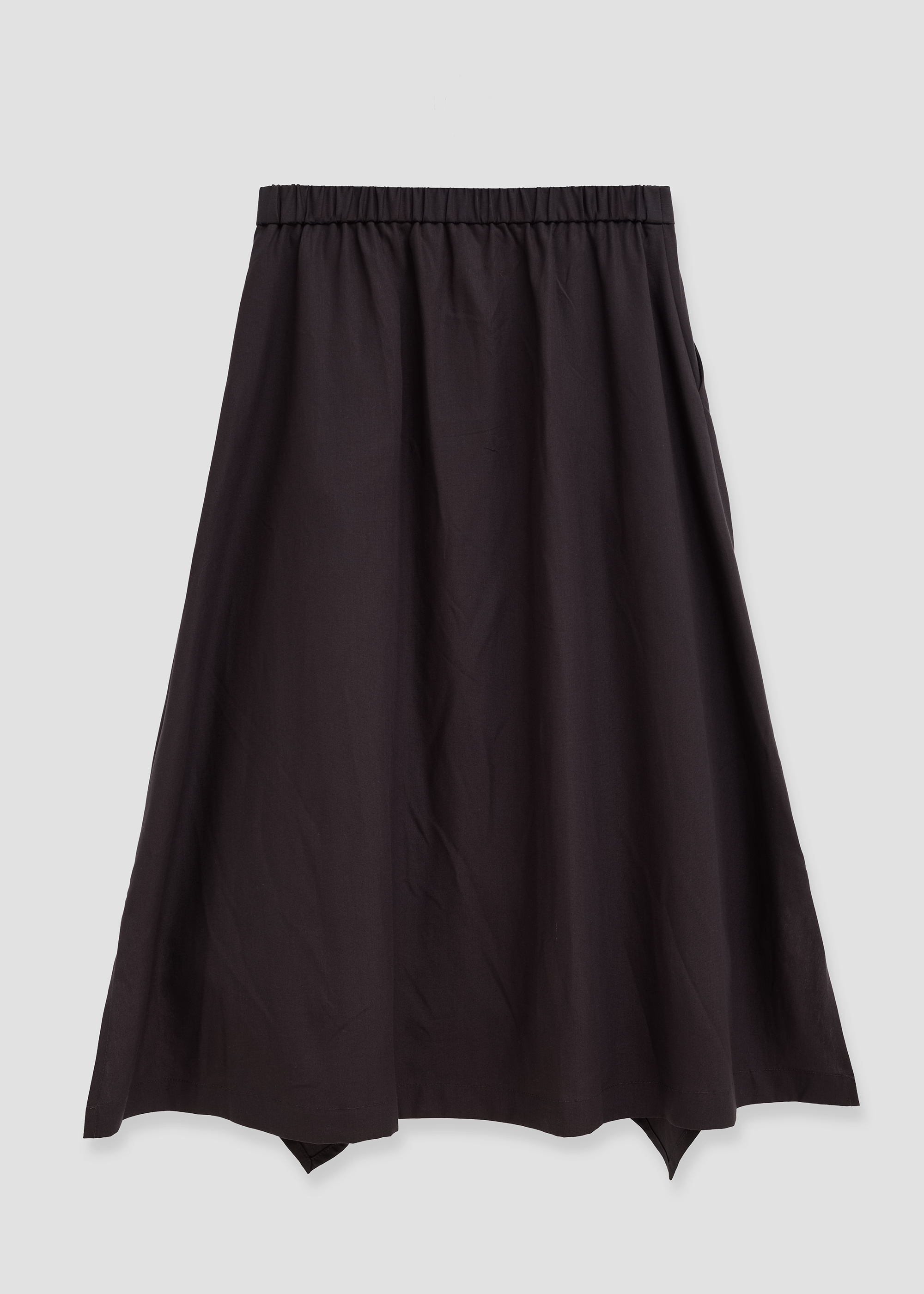 Asymmetrical skirt