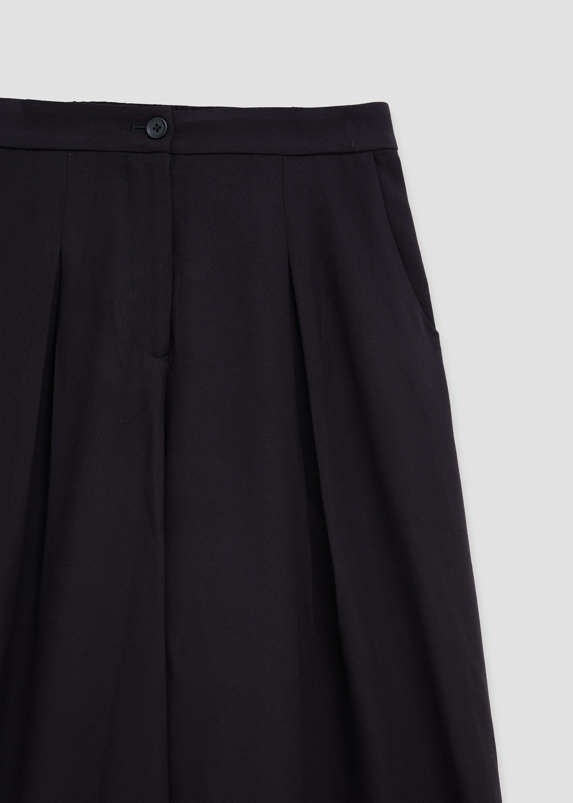 Wide-leg Pants