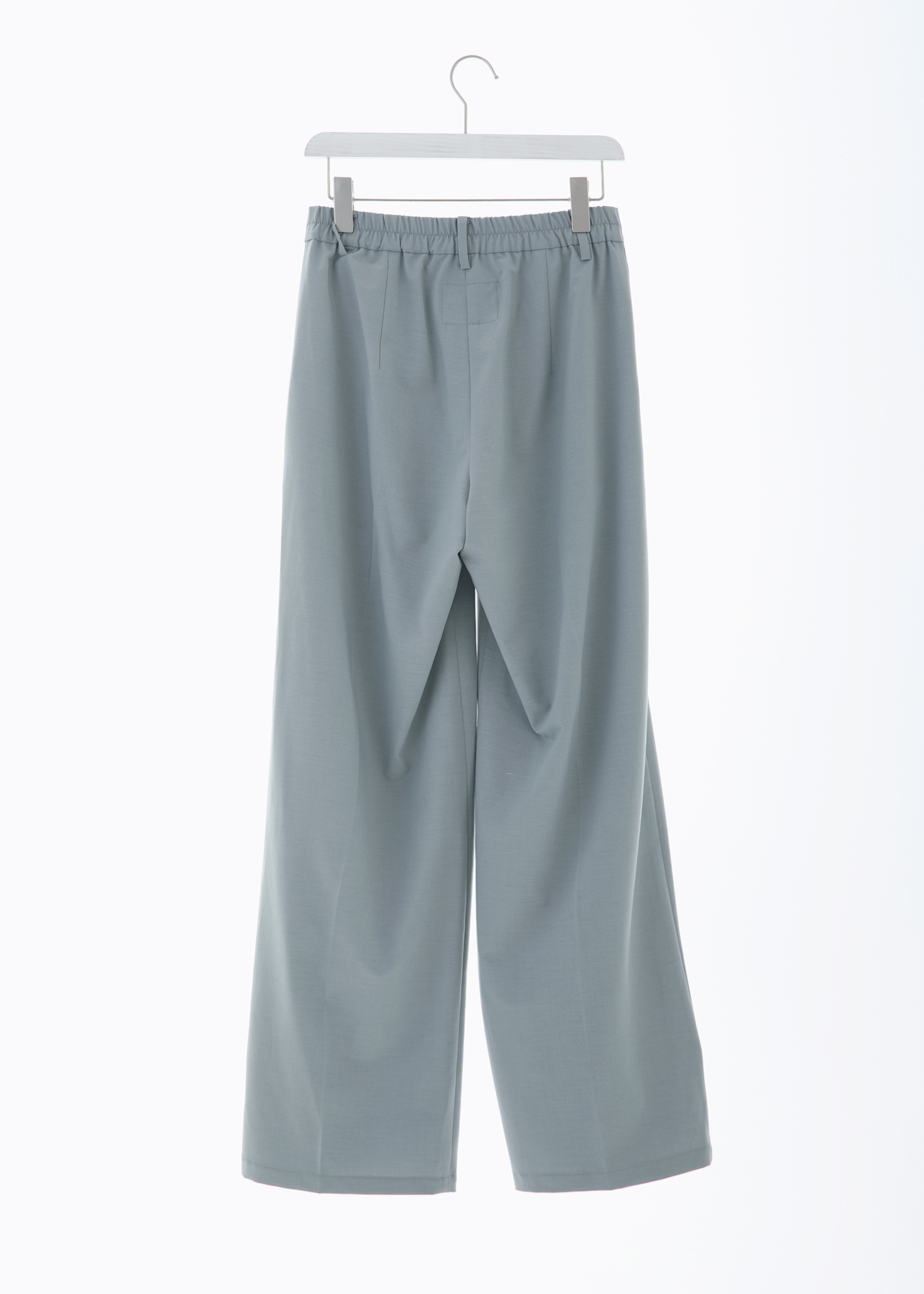 Pleated trousers