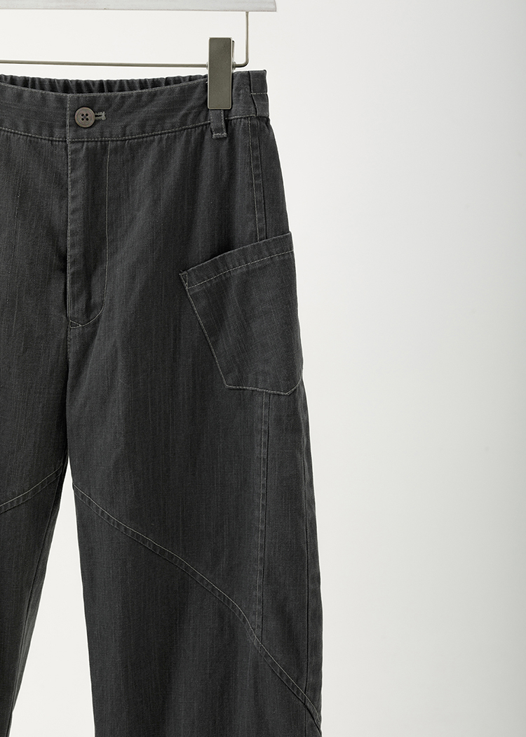 Tapered Jeans