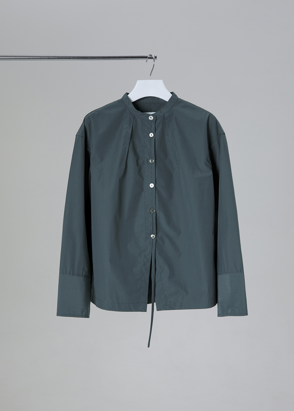 褶飾亨利領修身襯衫