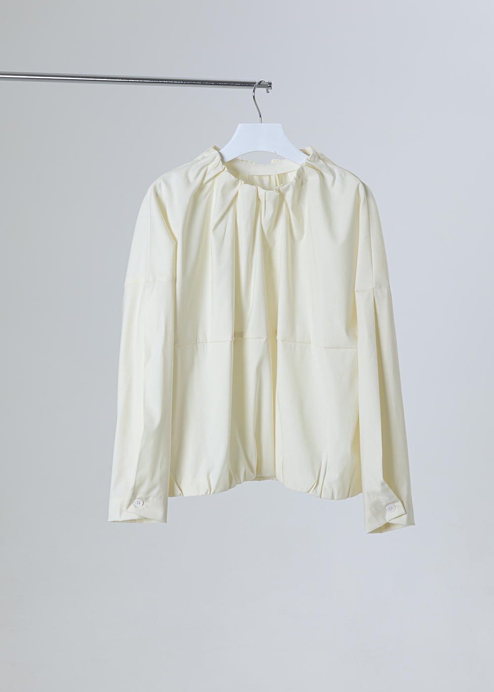 微瀾立褶花苞長袖上衣