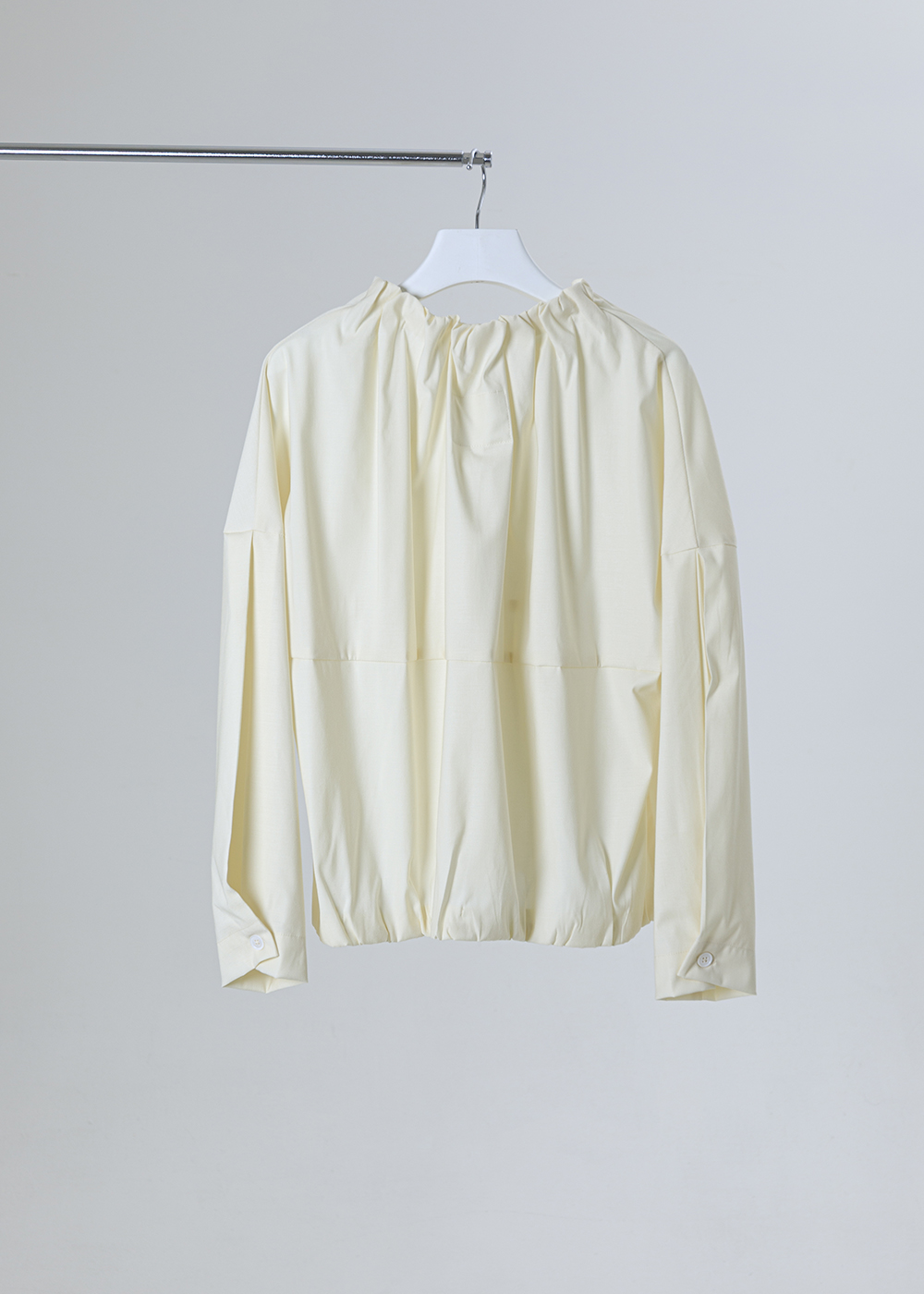 微瀾立褶花苞長袖上衣