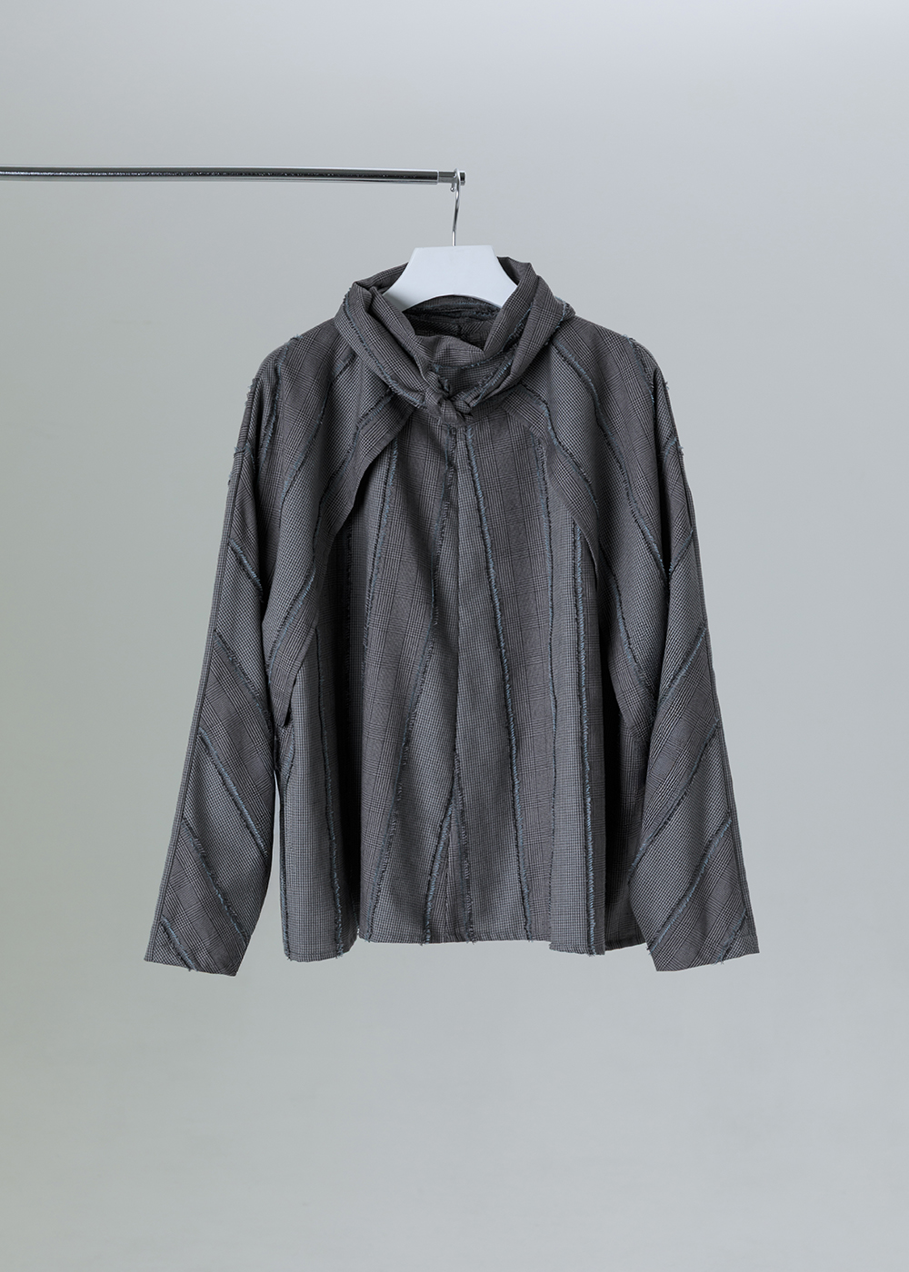 立體格紋立領綁結上衣