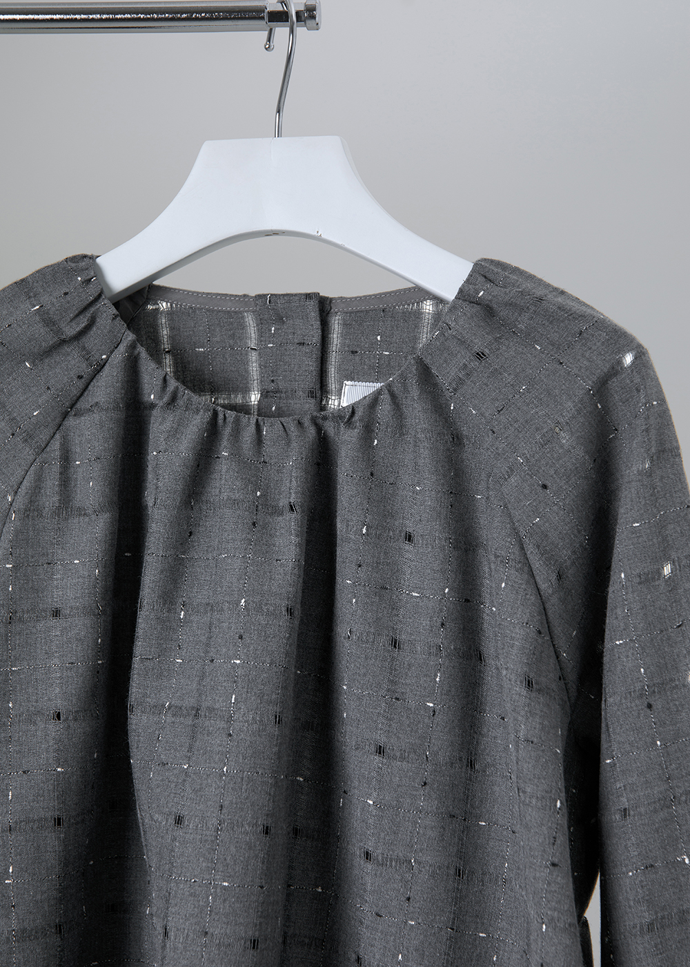 格紋織理插肩袖上衣  