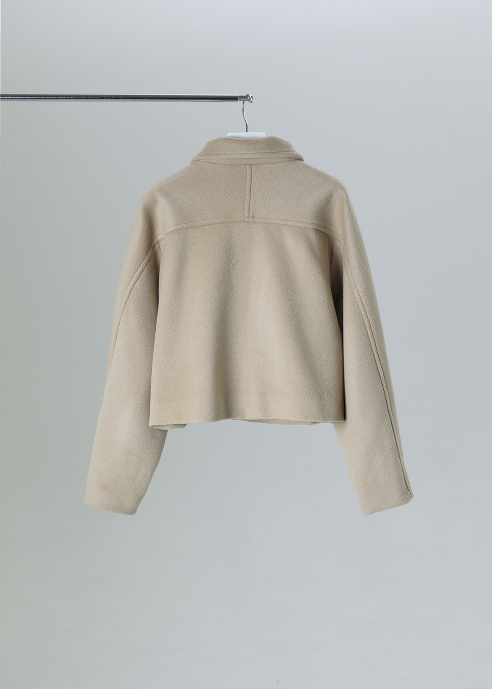 緩層圓領短版毛呢外套
