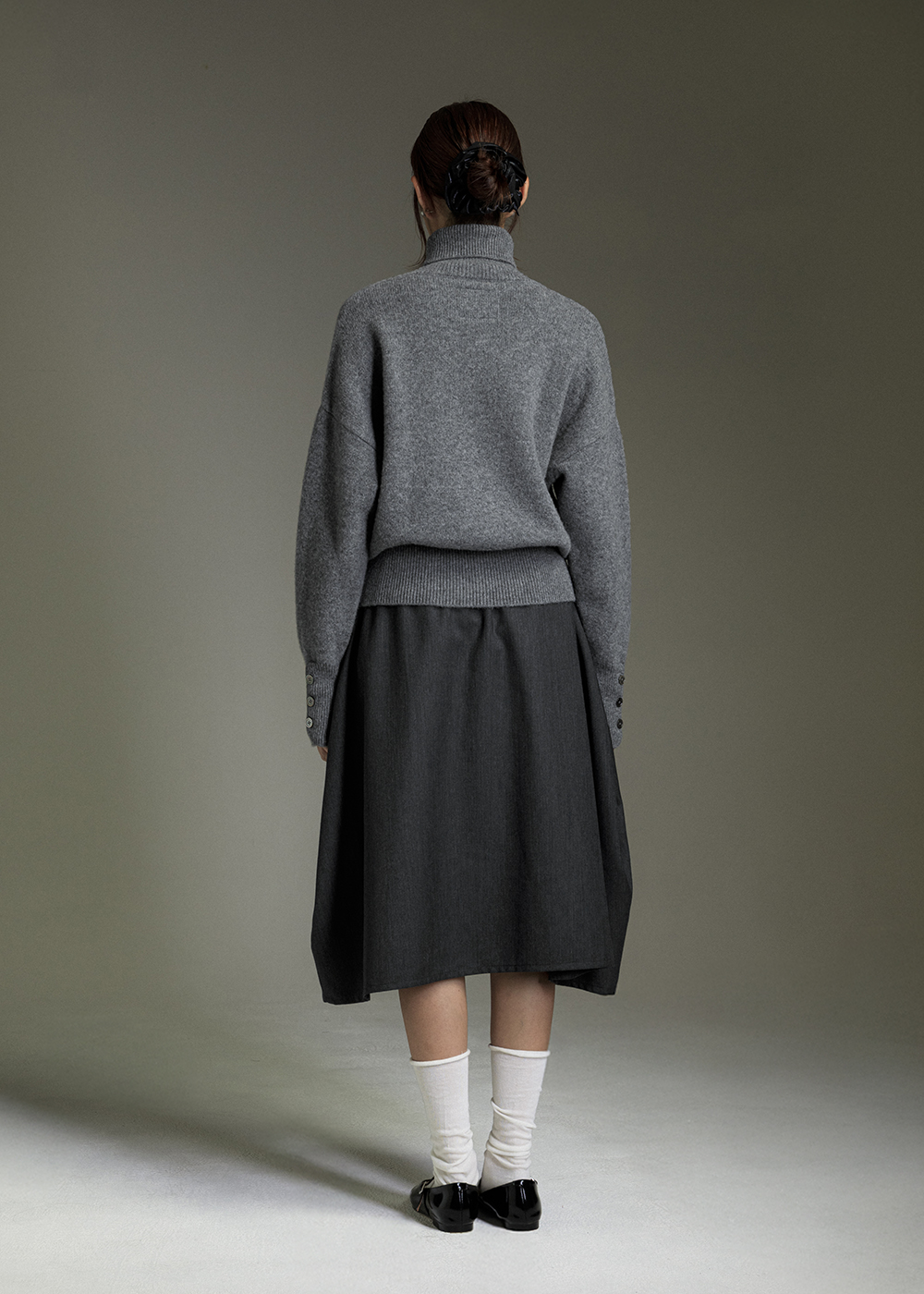 釦飾羅紋高領羊毛衣