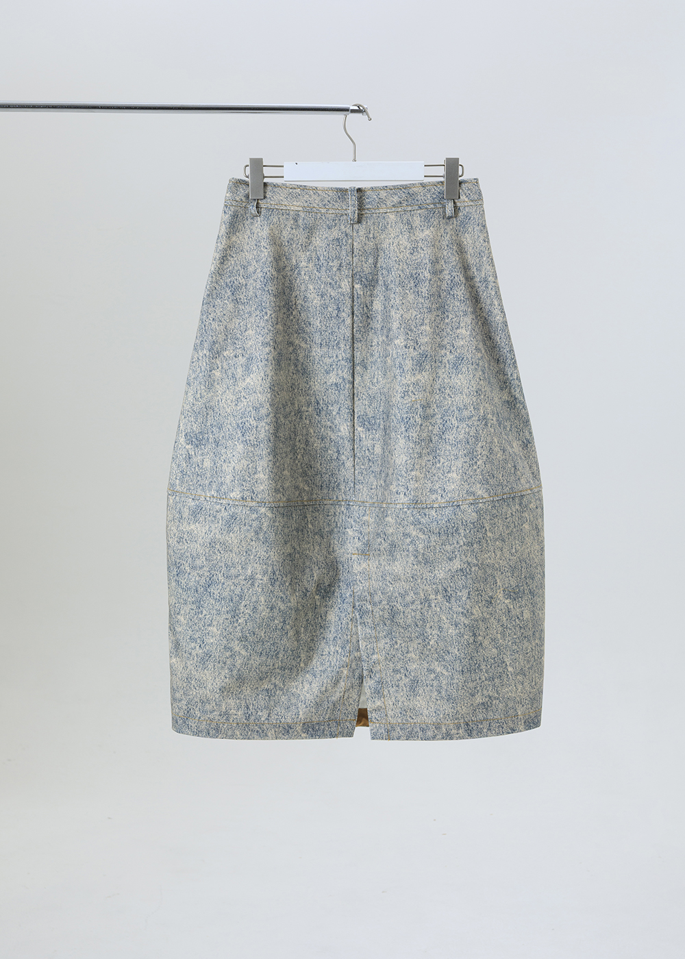 墨韻暈染橫向剪接微繭裙