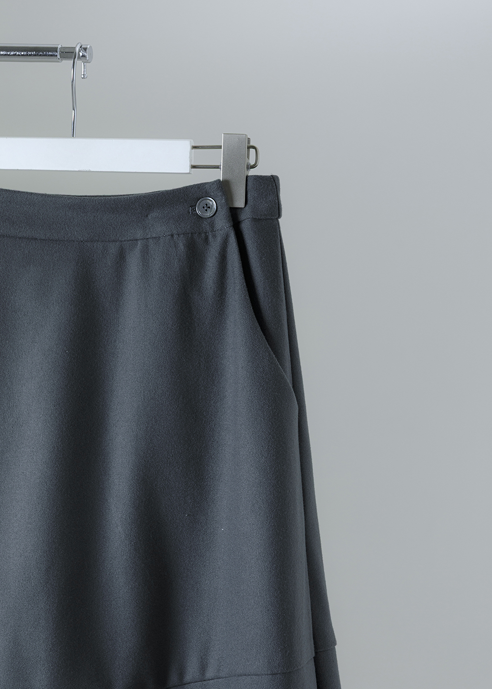 波紋不對稱拼接A字裙