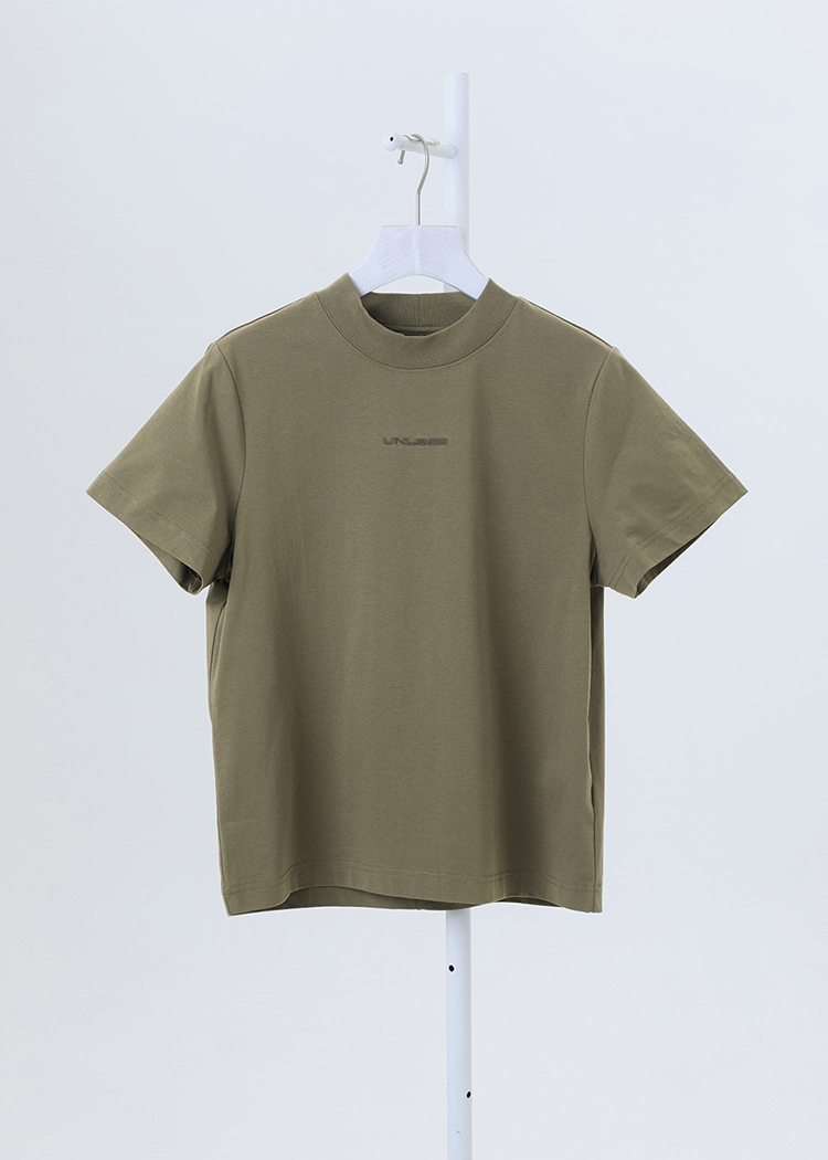 品牌LOGO刺繡絲柔上衣
