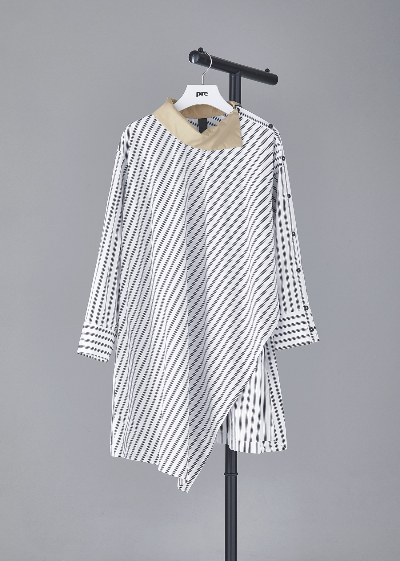 Asymmetric Hem Shirt