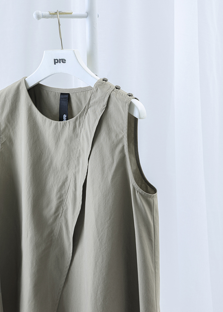 Sleeveless Top