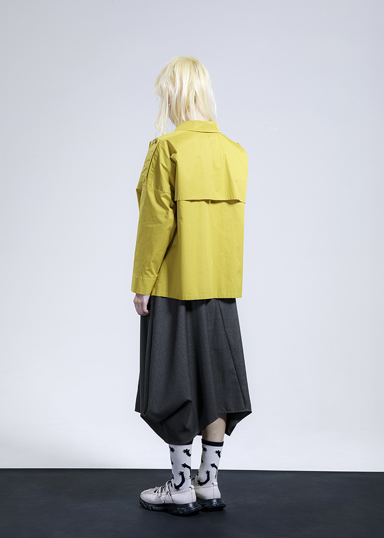 Wool tulip-shape skirt