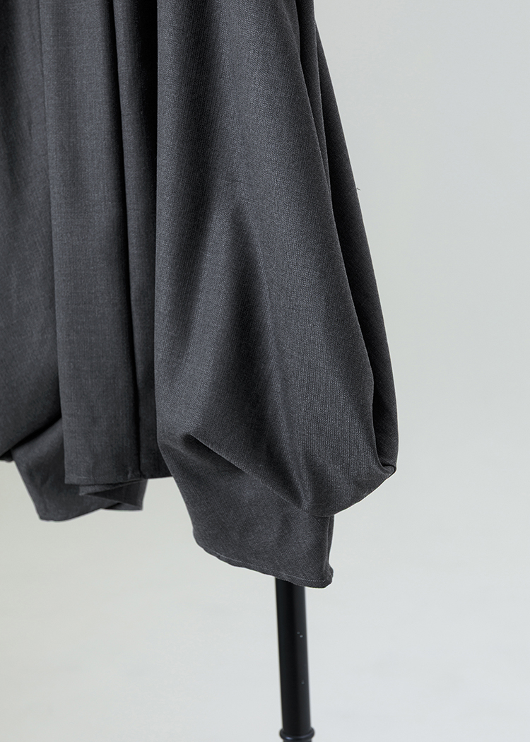 Wool tulip-shape skirt