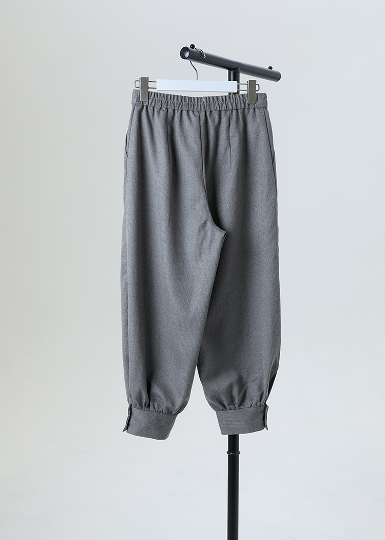 Wool balloon-leg pants