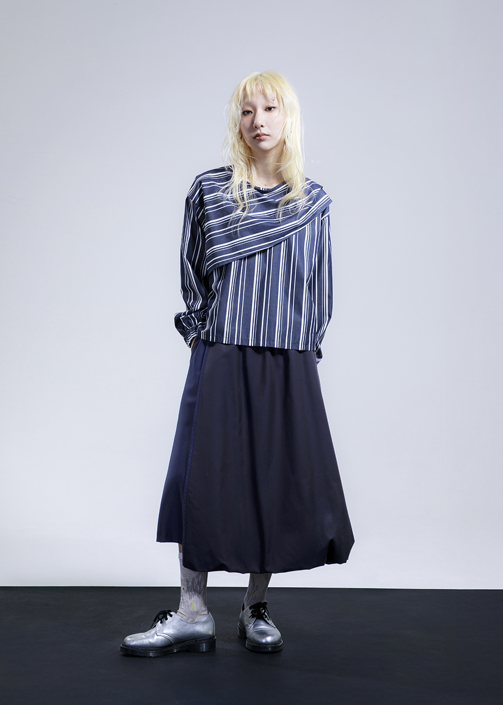 右疊片跳色泡泡擺長裙