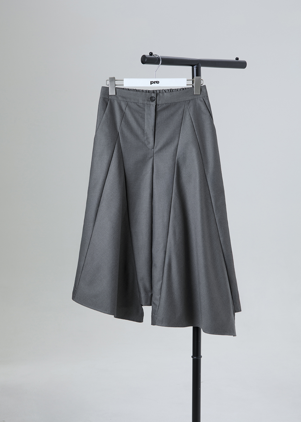 三角剪接不對稱長褲