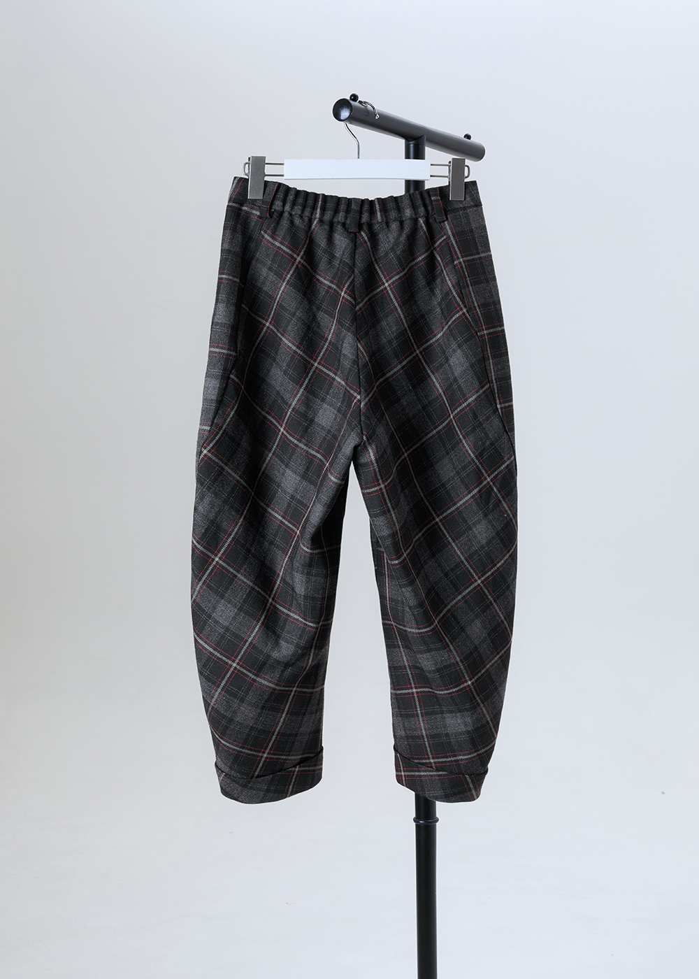 Jersey barrel leg pants