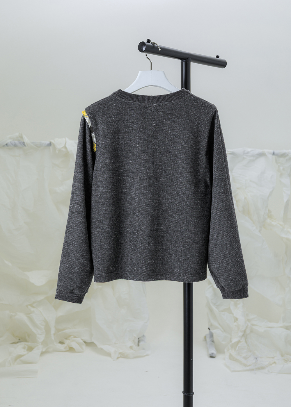 圓領格紋下襬拼接上衣