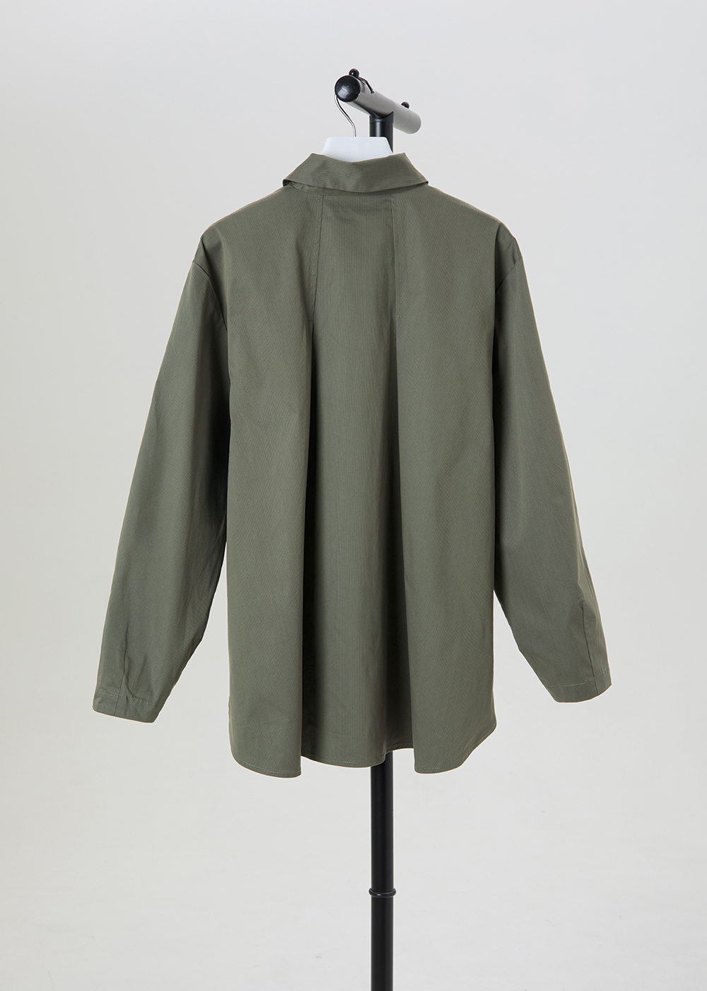 貼袋活褶長袖襯衫 