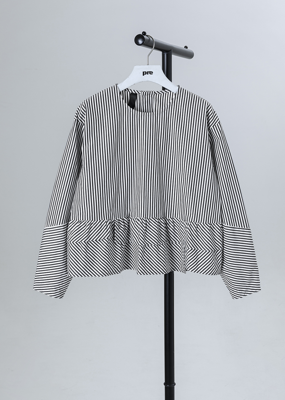 雙層荷葉細紋上衣